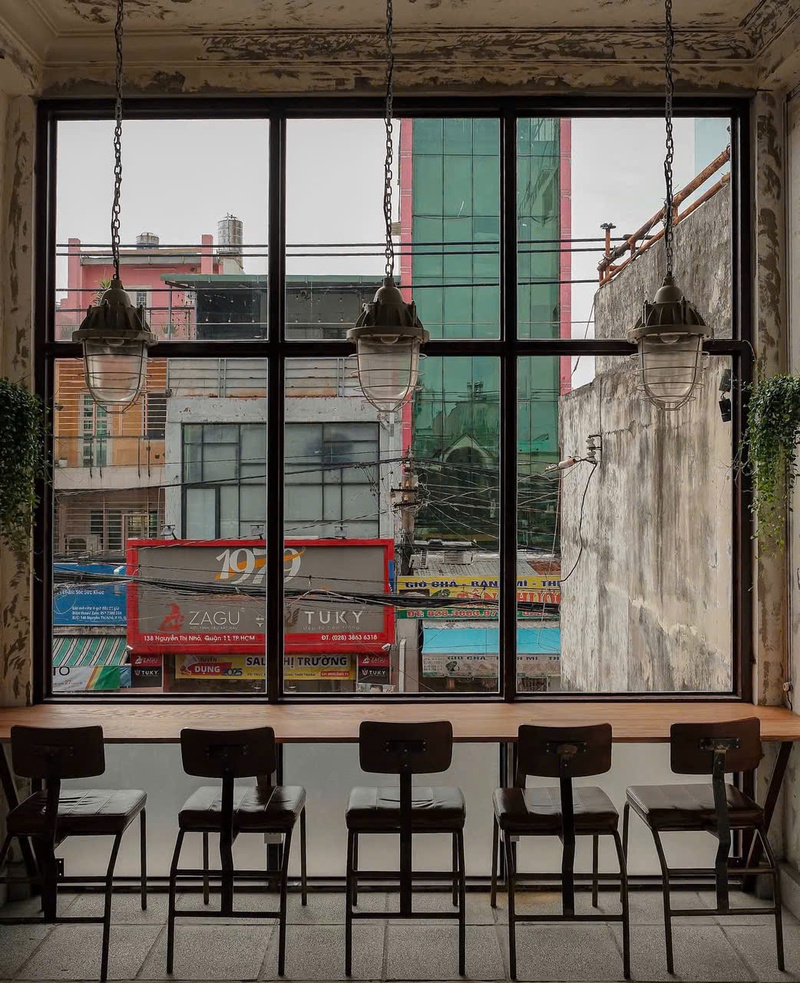 bàn ghế sắt quán cà phê