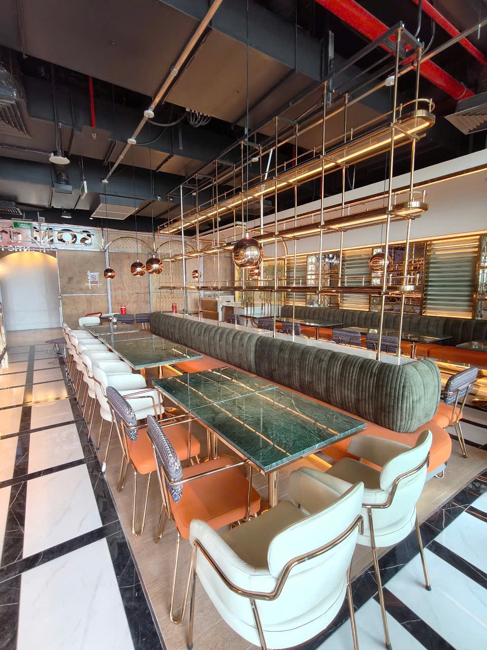 Bàn ghế nhà hàng lẩu nướng